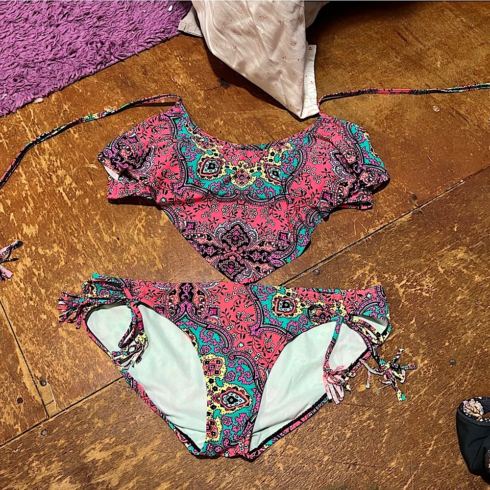 Multi color bikini